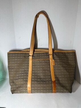 Coach F77012 Vintage XL Signature C Canvas & Vachetta Leather Tote Weekender